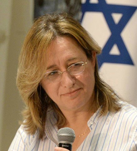 Ilanit Dayan-Orbach: Israeli Journalist, Broadcaster, and Investigator - moreshet.com