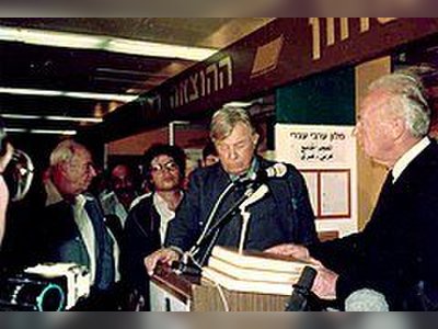 Abraham Sharoni: A Journey of Resilience and Dedication to Jewish Heritage - moreshet.com