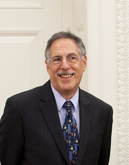 Peter Diamond: A Distinguished Economist's Journey - moreshet.com