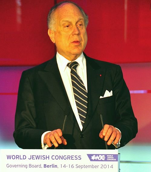 Ron Lauder: Philanthropist, Businessman, and Jewish Leader - moreshet.com