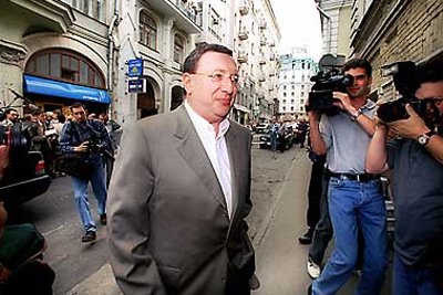 Vladimir Gusinsky: The Media Mogul and Businessman - moreshet.com