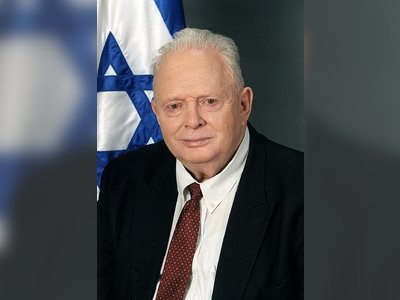 Yosef (Tommy) Lapid: A Life of Remarkable Resilience and Accomplishment - moreshet.com